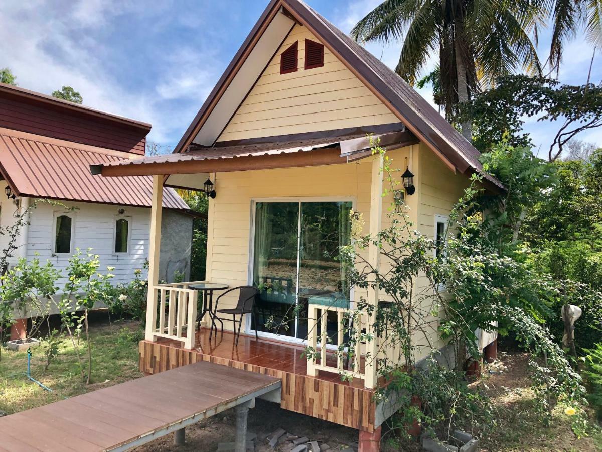 Baan Thung Home Stay Prasat Ngoại thất bức ảnh